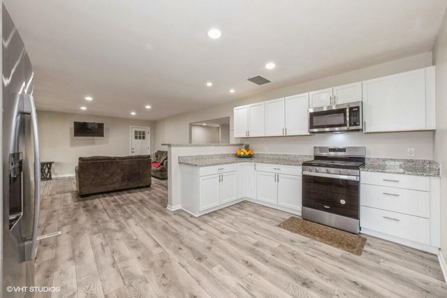 6420 Arthur Street, Merrillville, IN 46410