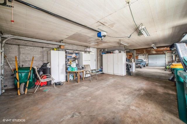 6420 Arthur Street, Merrillville, IN 46410