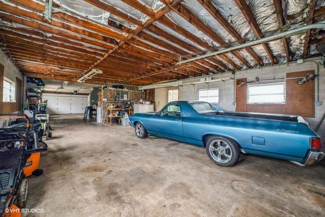 6420 Arthur Street, Merrillville, IN 46410