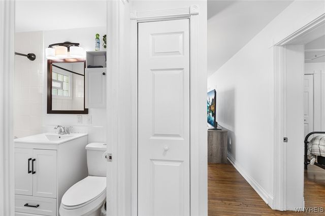 150 Meadow Lea Drive, Amherst, NY 14226