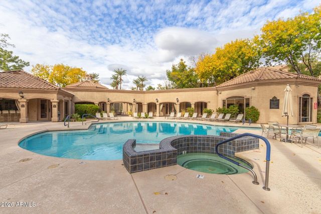 15095 N THOMPSON PEAK Parkway 2090, Scottsdale, AZ 85260