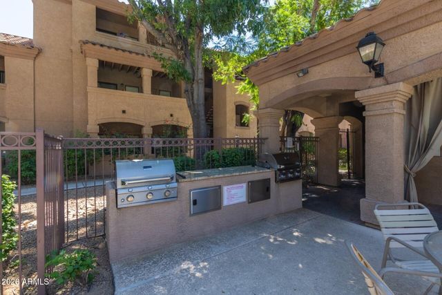 15095 N THOMPSON PEAK Parkway 2090, Scottsdale, AZ 85260