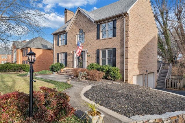 4434 Brentwood CT, Roanoke, VA 24018