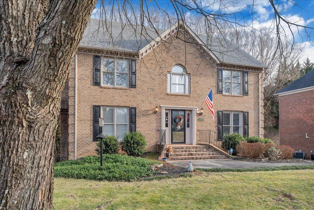 4434 Brentwood CT, Roanoke, VA 24018