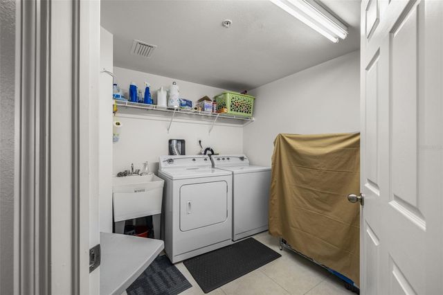 960 STARKEY ROAD 2501, Largo, FL 33771