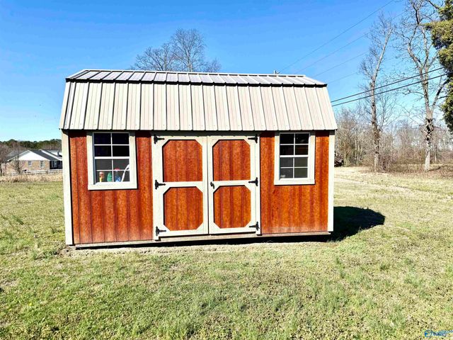 38 County Road 1982, Crossville, AL 35962