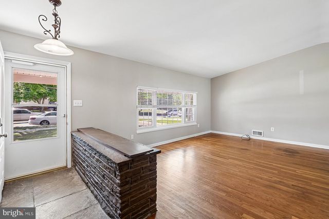 1103 PLAYFORD LN, Silver Spring, MD 20901