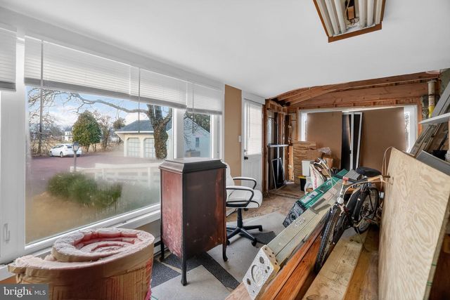 3 N COUNTY LINE RD, Telford, PA 18969