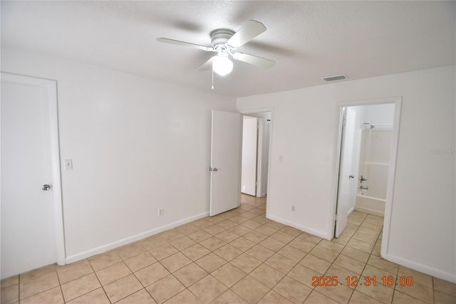 6618 N CHURCH AVENUE D, Tampa, FL 33614