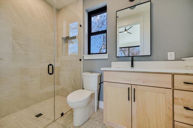 3503 Kay ST 2, Austin, TX 78702