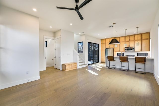 3503 Kay ST 2, Austin, TX 78702