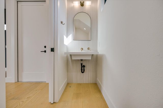 3503 Kay ST 2, Austin, TX 78702