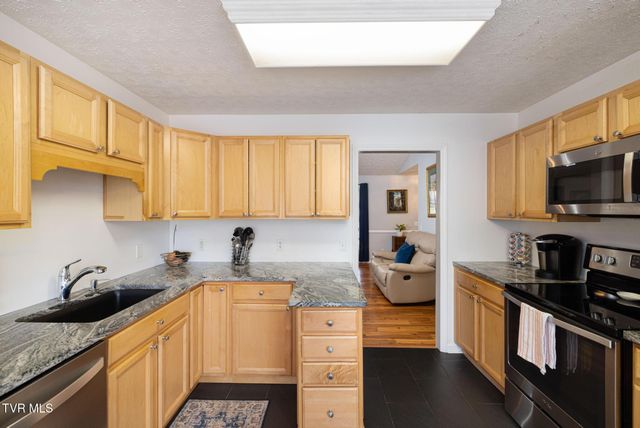 206 Highland Road, Jonesborough, TN 37659