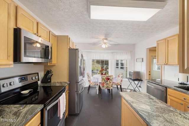 206 Highland Road, Jonesborough, TN 37659