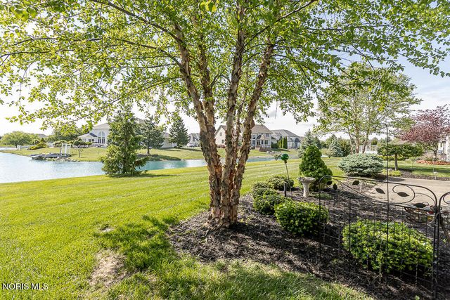 9140 Pelican Cove Court, Sylvania, OH 43560