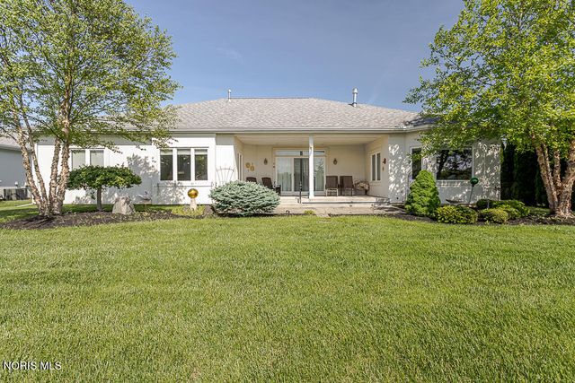 9140 Pelican Cove Court, Sylvania, OH 43560