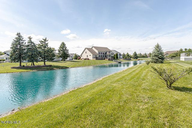 9140 Pelican Cove Court, Sylvania, OH 43560