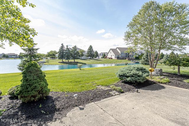 9140 Pelican Cove Court, Sylvania, OH 43560