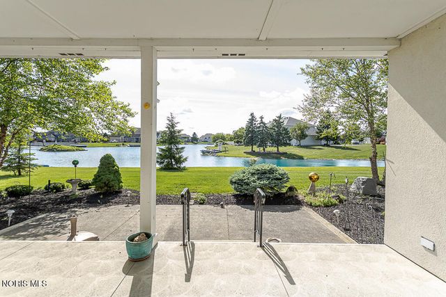 9140 Pelican Cove Court, Sylvania, OH 43560