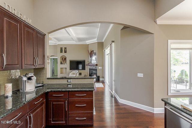 9140 Pelican Cove Court, Sylvania, OH 43560