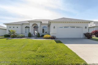 9140 Pelican Cove Court, Sylvania, OH 43560