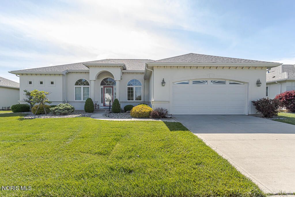 9140 Pelican Cove Court, Sylvania, OH 43560