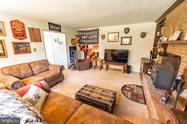 16516 TAMMANY LN, Williamsport, MD 21795