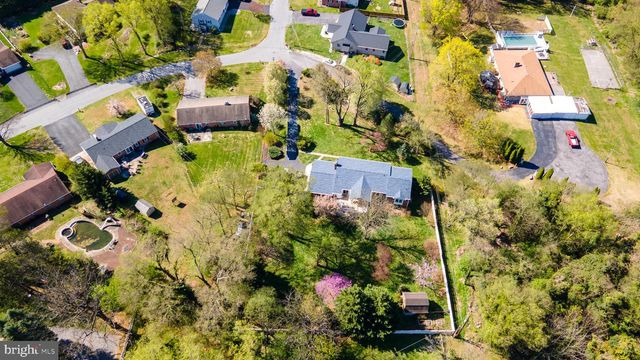 16516 TAMMANY LN, Williamsport, MD 21795