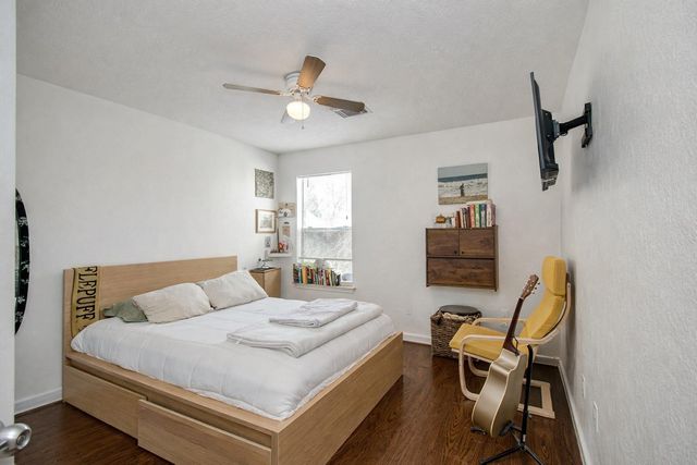 150 S Walden Elms Circle, The Woodlands, TX 77382