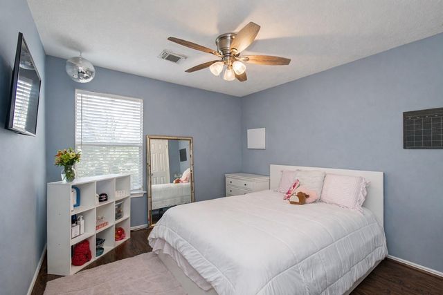 150 S Walden Elms Circle, The Woodlands, TX 77382