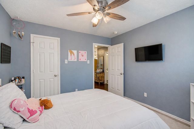 150 S Walden Elms Circle, The Woodlands, TX 77382