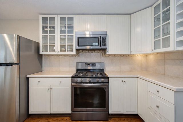 150 S Walden Elms Circle, The Woodlands, TX 77382