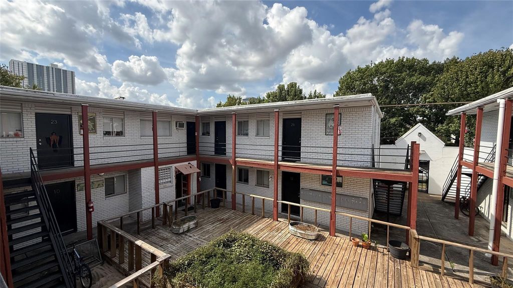 4921 Crawford Street 19, Houston, TX 77004