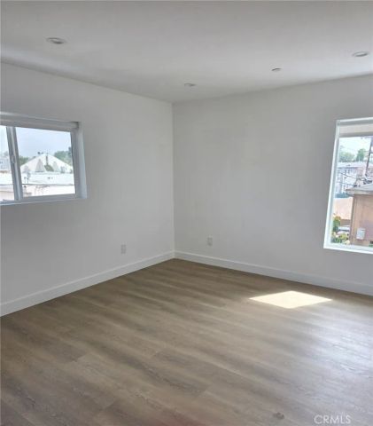 14169 Calvert, Van Nuys, CA 91401