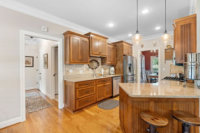 87 Garrison Dr, Mcminnville, TN 37110