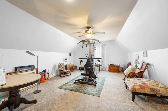 87 Garrison Dr, Mcminnville, TN 37110