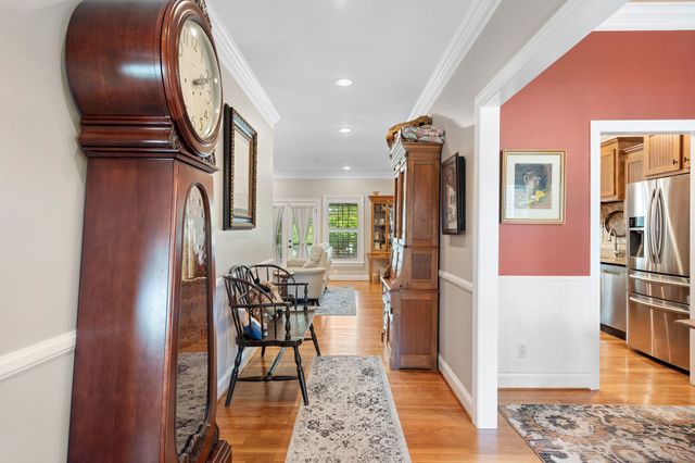 87 Garrison Dr, Mcminnville, TN 37110