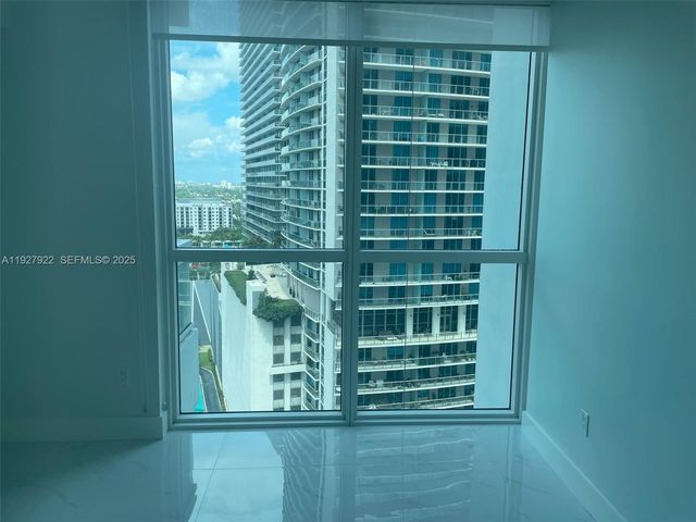 1080 Brickell Ave 1607, Miami, FL 33131