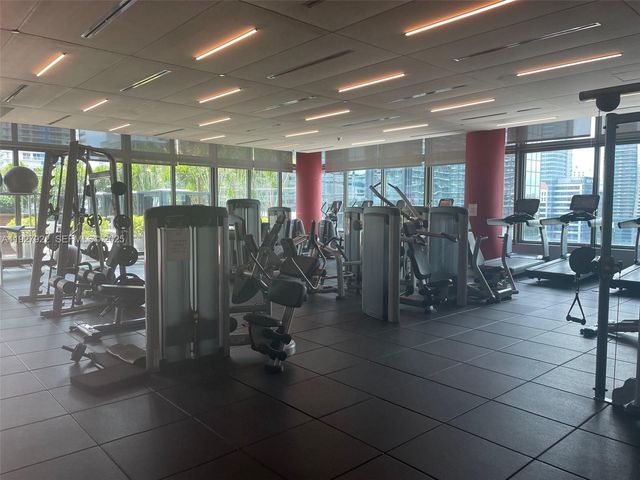 1080 Brickell Ave 1607, Miami, FL 33131