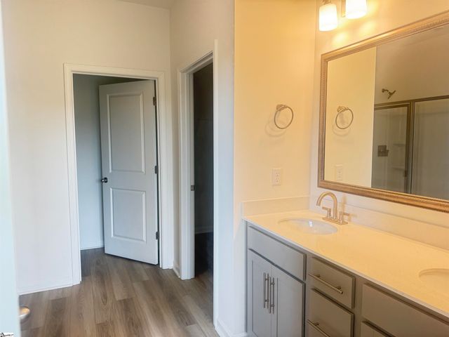 2049 Halton Oaks Drive, Spartanburg, SC 29303
