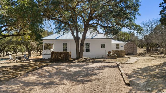 242 Model T, Blanco, TX 78606