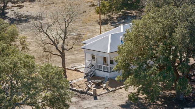 242 Model T, Blanco, TX 78606