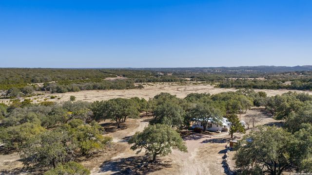 242 Model T, Blanco, TX 78606