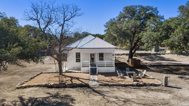 242 Model T, Blanco, TX 78606