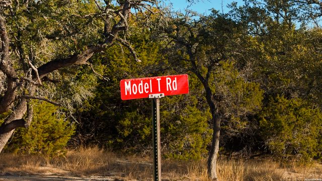 242 Model T, Blanco, TX 78606