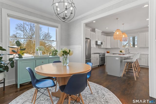 117 Forest Avenue 117, Fairfield, CT 06824