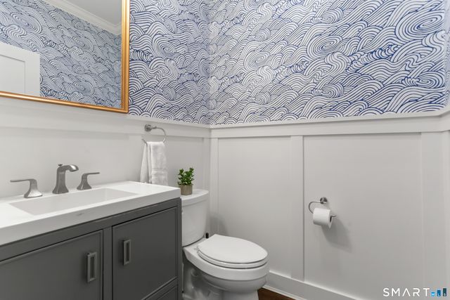 117 Forest Avenue 117, Fairfield, CT 06824