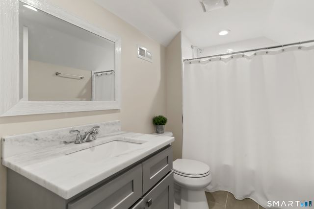 117 Forest Avenue 117, Fairfield, CT 06824