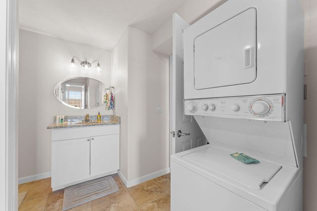 180 Grace Chapel Rd 338, Blue Eye, MO 65611