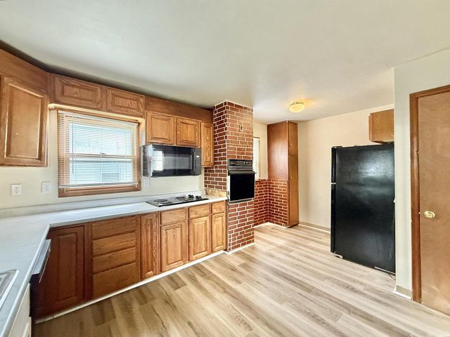 922 Farwell Street, Beloit, WI 53511